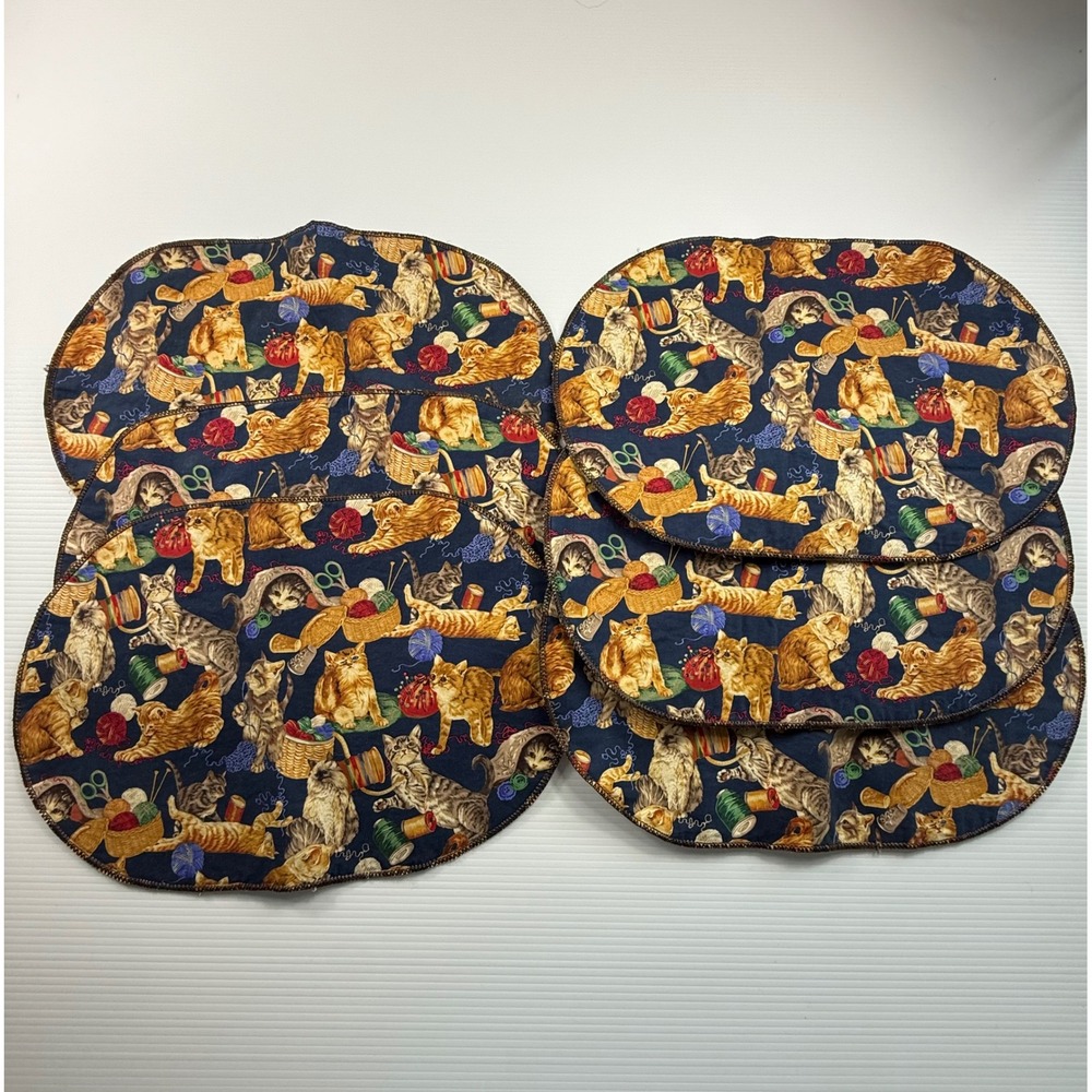 6 vintage Handmade Reversible Cat Print Oval Placemats Navy and Cream Kittens